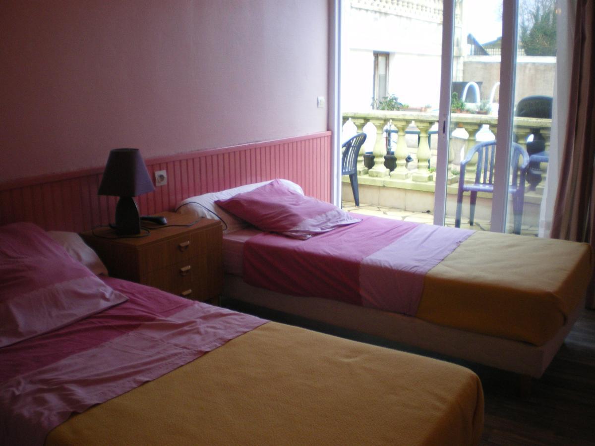 Hotel Le Cargo โรชฟอร์ ภายนอก รูปภาพ