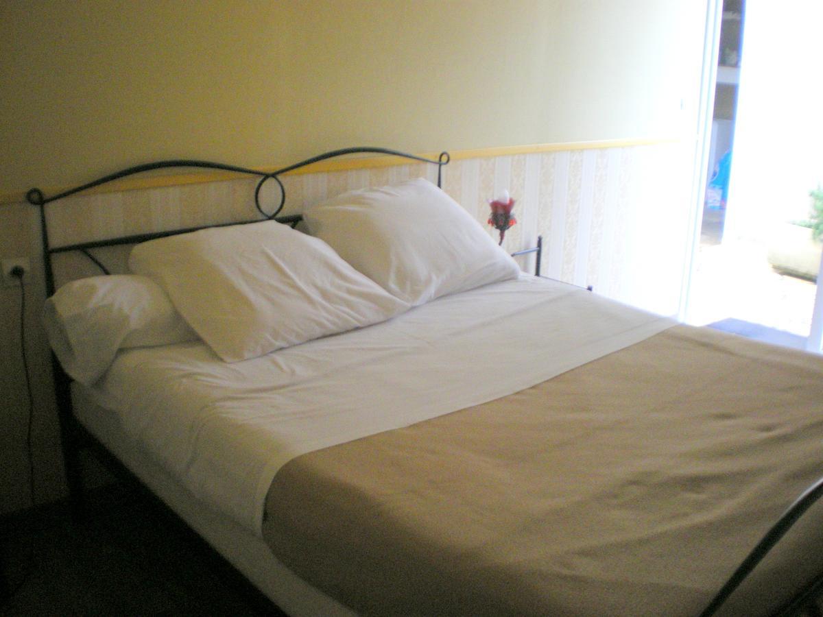 Hotel Le Cargo โรชฟอร์ ภายนอก รูปภาพ