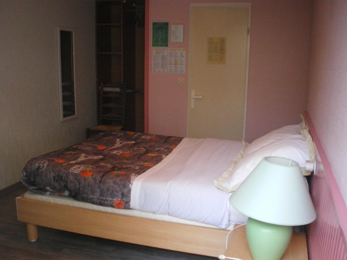 Hotel Le Cargo โรชฟอร์ ภายนอก รูปภาพ